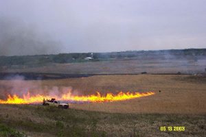 20030513 Glacial prescribed fire 3