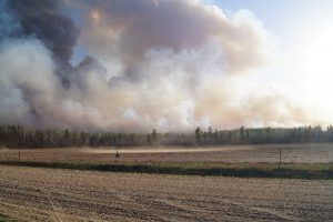green-valley-fire-2013-smoke-billows-visible-from-highway